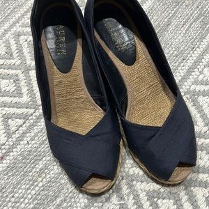 Excellent condition wedges in navy blue with jute wedge